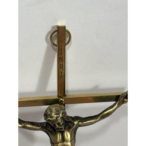 Vintage Jesus On Cross Crucifix Wall Hanging Religious 10” INRI Brass Gold Tone - Picture 3 of 9